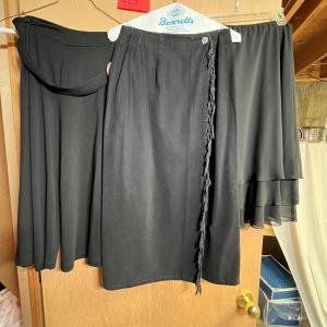 Photo of Lot of skirts