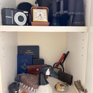 Photo of Men’s assorted indoor/outdoor items
