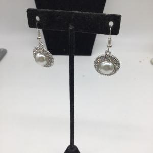 Photo of Beautiful small dangle earrings