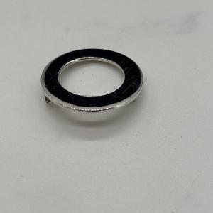 Photo of Circle pin