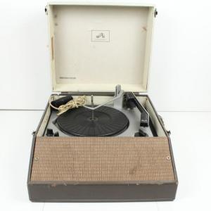 Photo of Vintage RCA VGP11T Suitcase Record Player