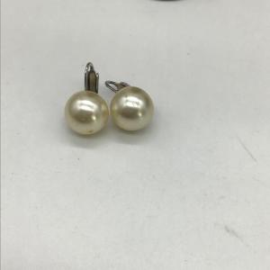 Photo of Clip on vintage earrings