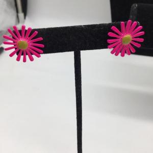 Photo of Pink flower earrings