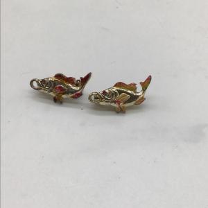 Photo of Small fish pins