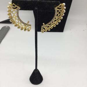Photo of Fashion dangle earrings