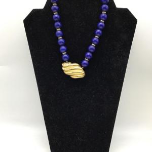 Photo of Avon blue beaded necklace