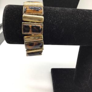 Photo of One size animal print bracelet