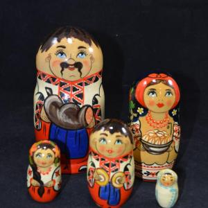 Photo of Set of 5 Russian Family Nesting Dolls 6.5"