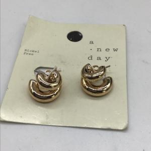 Photo of A new day fashion Earrings