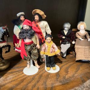 Photo of Miniature mixed custom dolls w extras