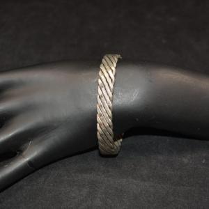 Photo of 925 Sterling Hammered Link Cuff Bracelet 25.9g