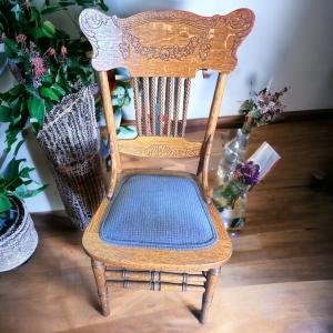Photo of Vintage oak spindle back chair