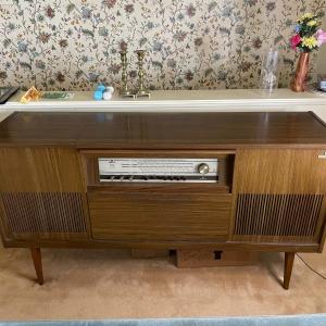Photo of Vintage Grundig Senderwahl Stereo / Record Player Console