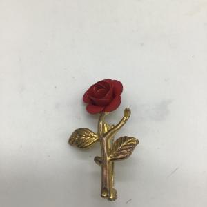 Photo of Red rose pin