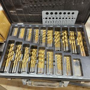 Photo of Large lot of Drill Bits