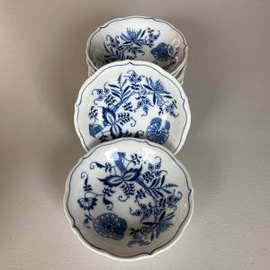 Photo of Set of 8 Blue Vintage Danube Dessert / Sherbert Bowls