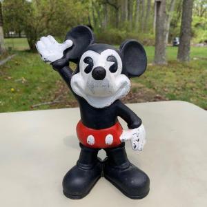 Photo of LOT 200: Vintage Cast Iron Mickey Mouse Bank