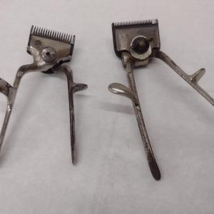 Photo of Pair of Manual Bressant and Columbian Hair Barber/Salon Clippers