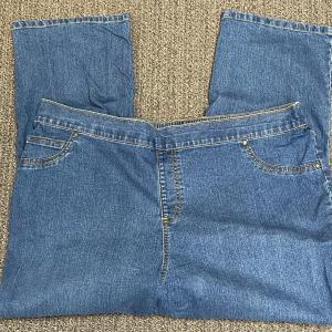 Photo of Women's Blue Jeans Timeless by Catherine 2XWP