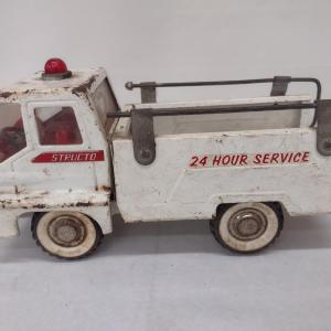 Photo of Vintage Structo Metal 24 Hour Service Truck