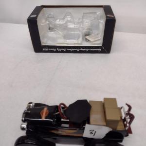 Photo of Harley-Davidson Antique Roadster Delivery Truck Die Cast with Box (#31)