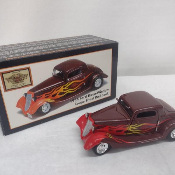 Photo of Harley-Davidson 1934 3-Window Coupe Die Cast Coin Bank with Box (#16)