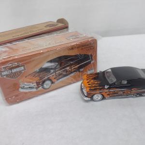 Photo of Harley-Davidson 19 Ford Street Rod Die Cast with Box (#9)