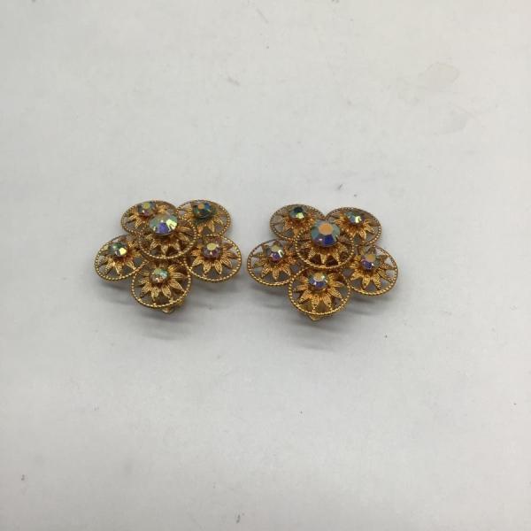 Photo of Vintage gold toned flower clip on earrings