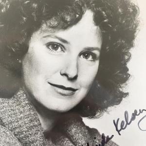 Photo of Linda Kelsey signed photo