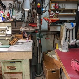 Photo of Grizzly G7945/46 Bench Radial Drill Press