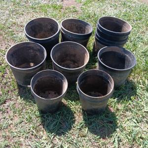Photo of Approx 15 1. GALLON flowerpots - heavy duty black Garden tubs Great for vegetabl