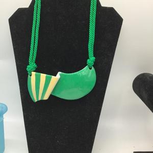 Photo of Vintage green designed necklace