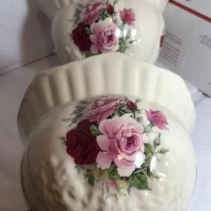 Photo of 2-Maryleigh Pottery Wall Pockets Bright Roses/Floral w/Gold Rim Handcrafted in S