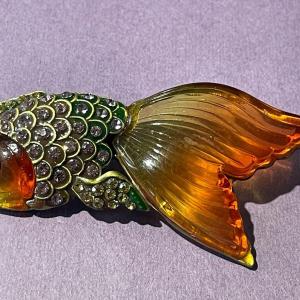 Photo of Vintage Unsigned Red Lucite and Pink Rhinestone Goldfish Koi Brooch/Pin in VG Pr