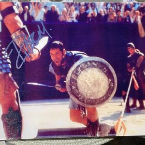 Photo of Russell Crowe Hand Signed Autographed Gladiator Movie Scene Photograph 8" x 10" 