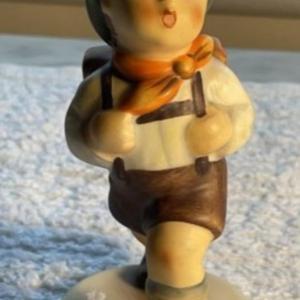 Photo of HUMMEL Figurine #82/2/0 TMK-2 SCHOOL BOY 4" Tall in Good Preowned Condition as P