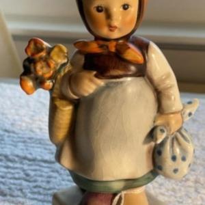 Photo of HUMMEL Figurine #204 TMK-4 WERRY WANDERER 6" Tall in Good Preowned Condition as 