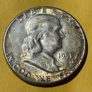 Photo of 1951-P AU CONDITION FRANKLIN SILVER HALF DOLLAR AS PICTURED.