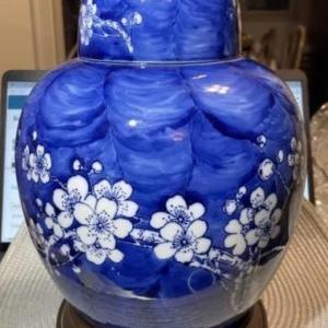 Photo of Vintage Asian Blue Swirl Floral Ginger Jar Lamp in VG Preowned Condition from an