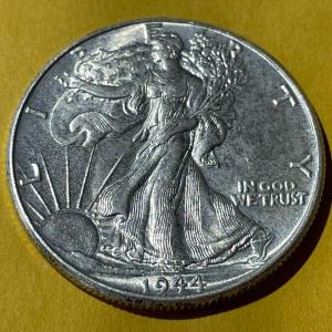Photo of 1944-P AU58 CONDITION WALKING LIBERTY SILVER HALF DOLLAR AS PICTURED.