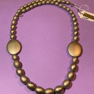 Photo of Vintage MEDICI Resin/Lucite 30" Fashion Necklace in New w/Tag Condition.