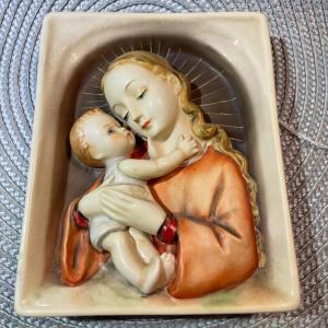Photo of MJ Hummel Madonna & Baby Jesus Plaque 48/II Made in Germany in Good Preowned Con