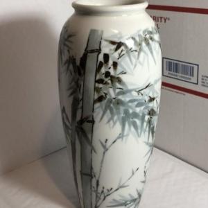 Photo of Vintage Japanese Bamboo Design Vase 9.75" Tall Preowned from an Estate as Pictur