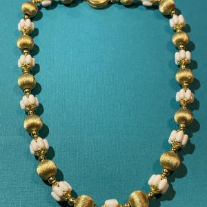 Photo of Vintage 16" Choker Gold-tone Metal Bead Fashion Necklace in VG Preowned Conditio