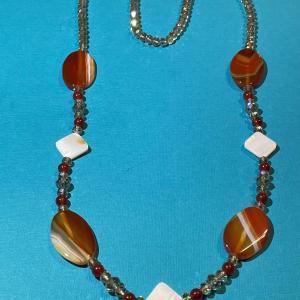 Photo of Vintage Mid-Century Gorgeous Crystal Bead Necklace in VG Preowned Condition as P