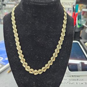 Photo of Beautiful handmade 14kt gold necklace