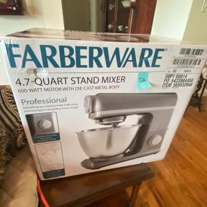 Photo of Faberware 4.7 Quart Stand Mixer (NEW IN BOX)
