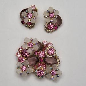 Photo of Vintage Juliana Style Pink Rhinestone Brooch Earrings