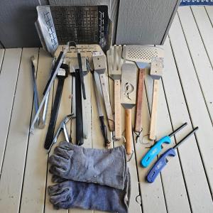 Photo of Grilling Utensils & Accessories (D-DW)