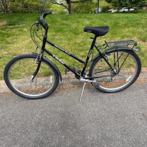 Photo of Trek Mountain Track 800 Bicycle (D-MG)